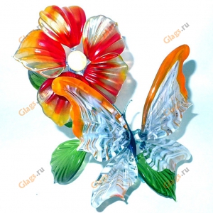 Дизайнерский подарок Бабочка на цветке